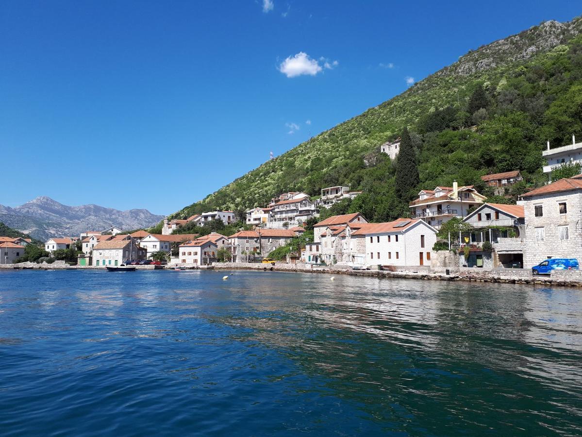 Tale House Montenegro Тиват Екстериор снимка