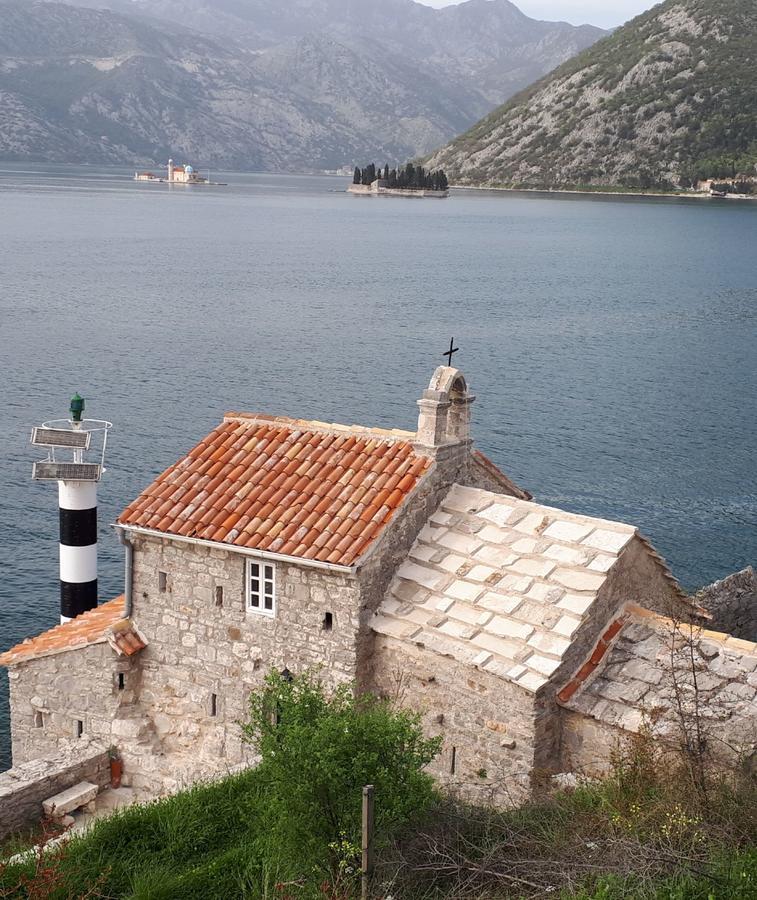 Tale House Montenegro Тиват Екстериор снимка