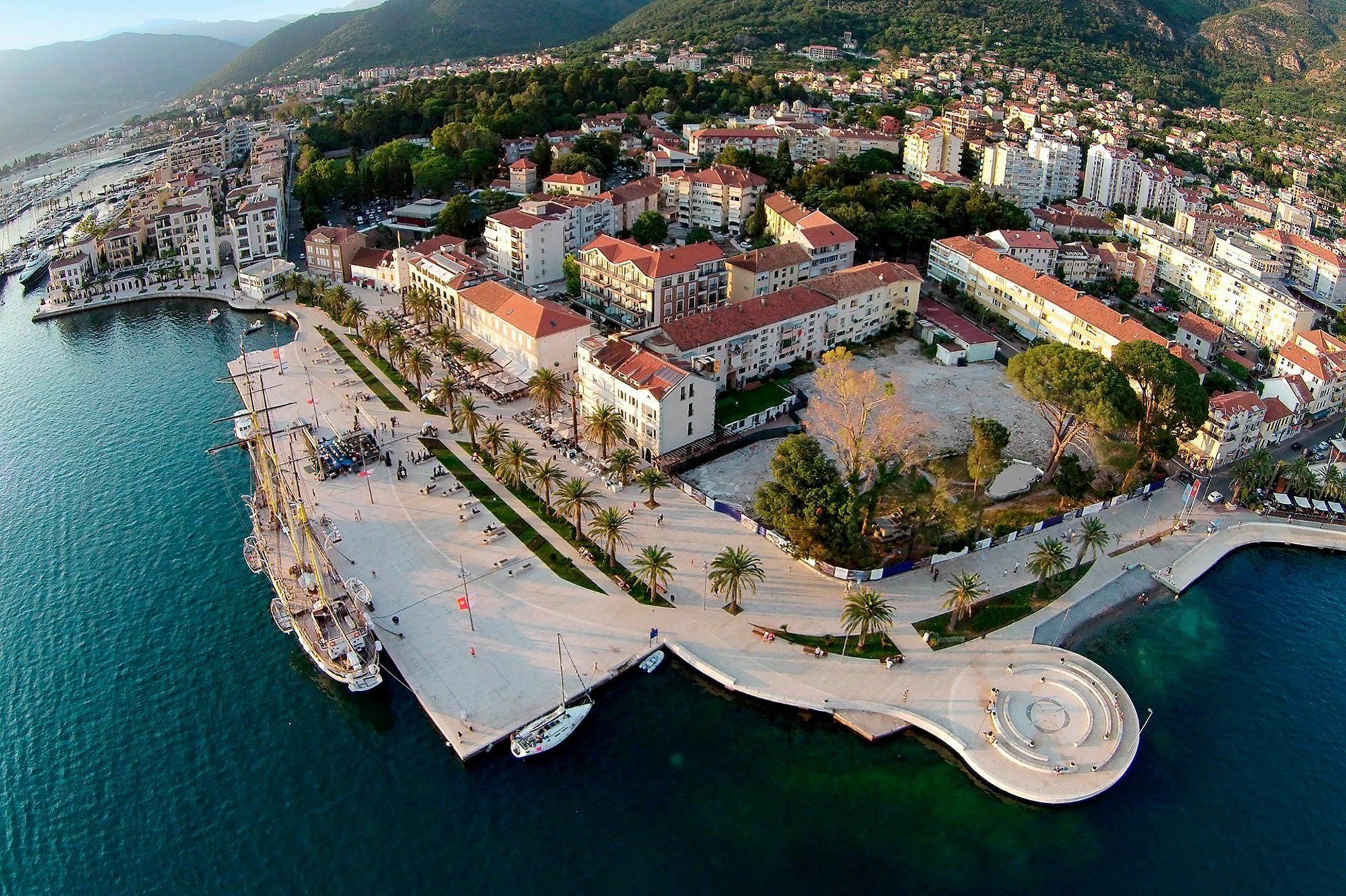 Tale House Montenegro Тиват Екстериор снимка